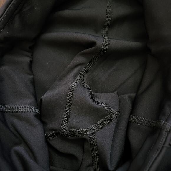 Lululemon Fast and Free Short Black Size 8 - Picture 3 of 4